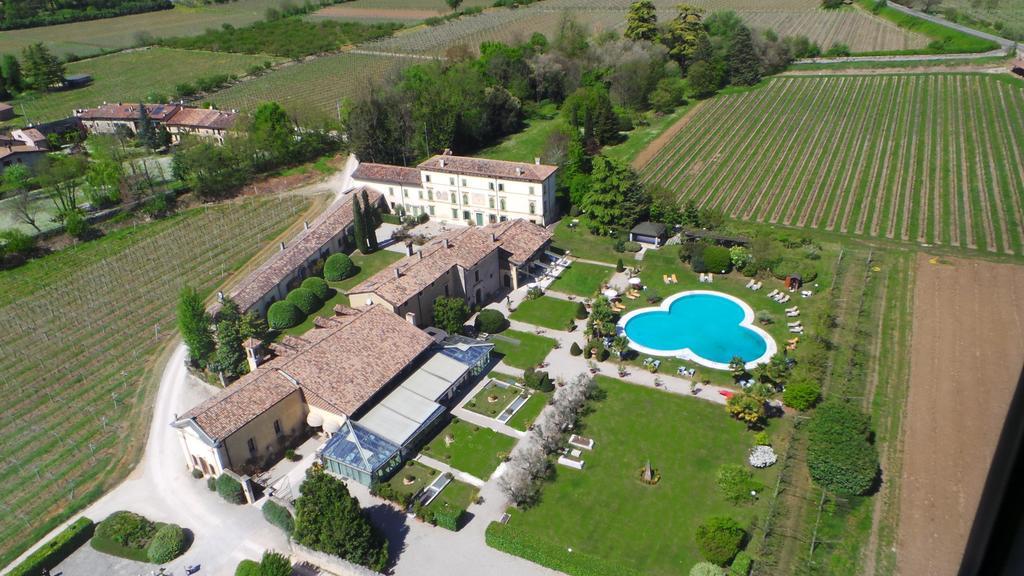 Hotel Villa Del Quar サン・ピエトロ・イン・カリアーノ エクステリア 写真